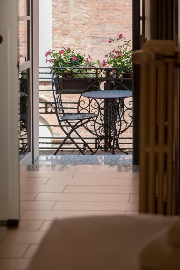 Hotel Duomo Κρεμόνα Εξωτερικό φωτογραφία